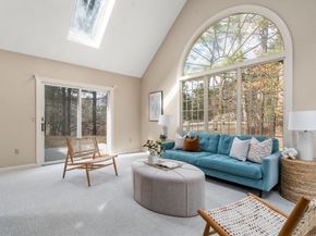 54 Phillips Rd, Sudbury MA 01776