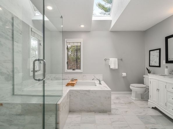 54 Phillips Rd, Sudbury MA 01776