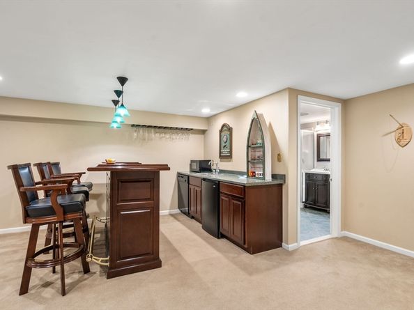 54 Phillips Rd, Sudbury MA 01776