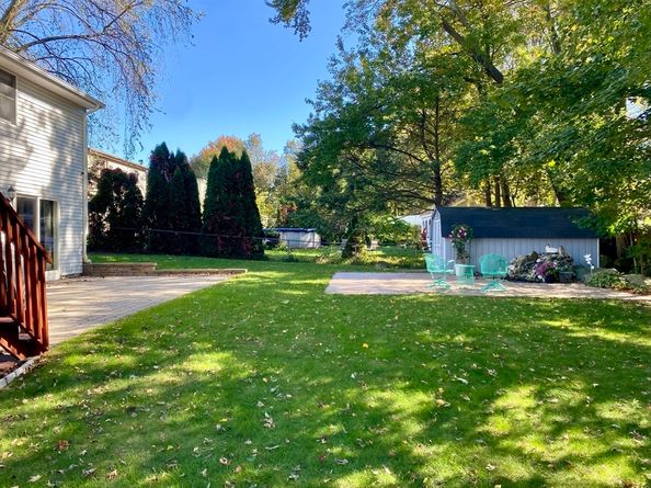 6 E Division St, Holbrook MA 02343