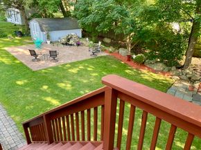6 E Division St, Holbrook MA 02343
