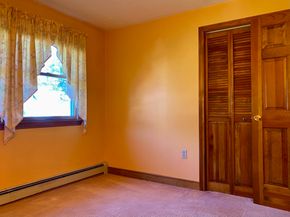 6 E Division St, Holbrook MA 02343