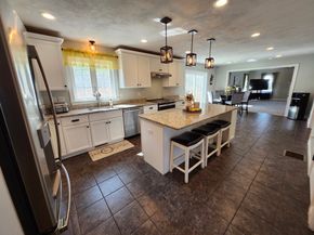 47 Woodside Ave, Rutland MA 01543
