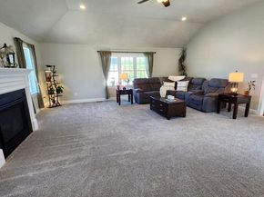 47 Woodside Ave, Rutland MA 01543