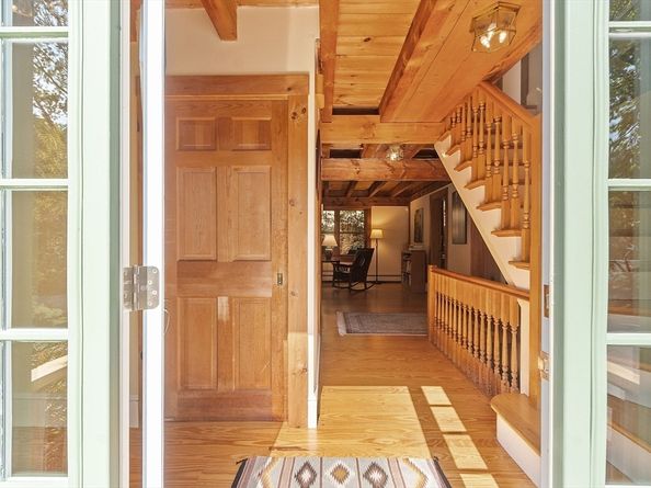 28 Foster Street, Beverly MA 01915