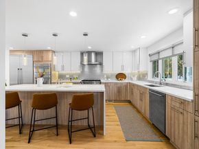 102 Thurston Rd 100, Newton MA 02464
