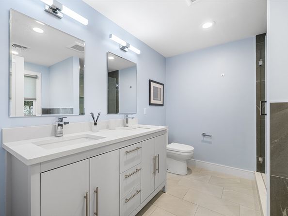 102 Thurston Rd 100, Newton MA 02464