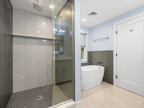 102 Thurston Rd 100, Newton MA 02464