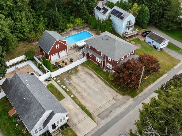 29-31 Broad Street Pl, Weymouth MA 02188