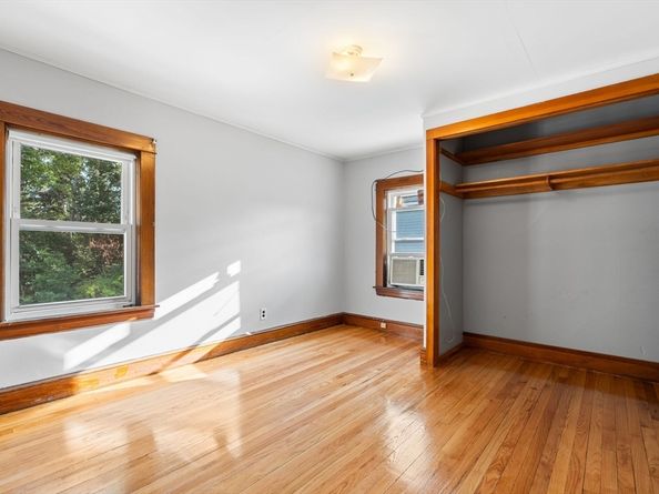 29-31 Broad Street Pl, Weymouth MA 02188