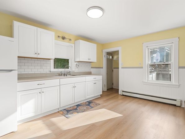 29-31 Broad Street Pl, Weymouth MA 02188
