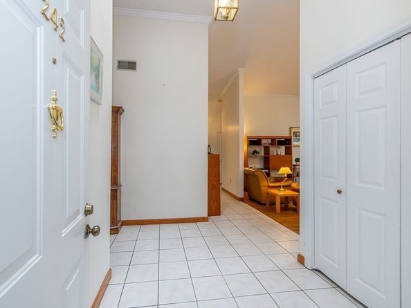 181 Littleton Rd Bldg 7 242, Chelmsford MA 01824