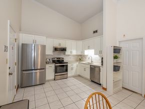 181 Littleton Rd Bldg 7 242, Chelmsford MA 01824