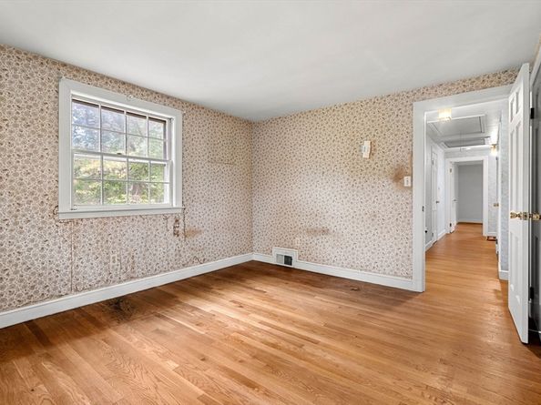 25 Yorkshire Road, Dover MA 02030