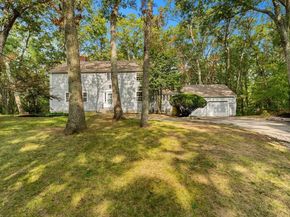 25 Yorkshire Road, Dover MA 02030