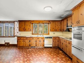 25 Yorkshire Road, Dover MA 02030