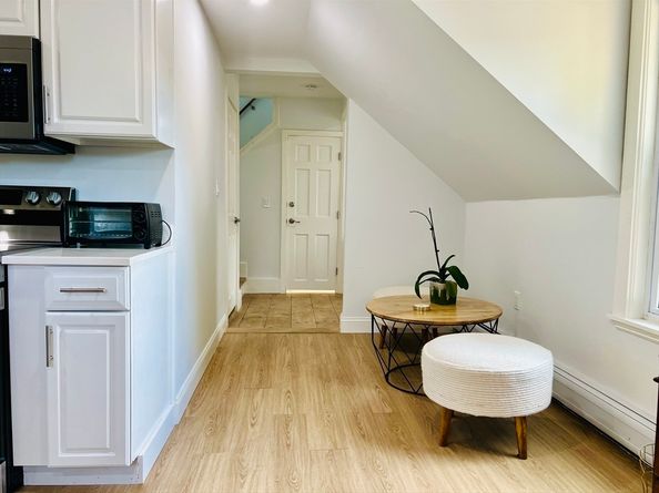 30 Chapel Street B, Gloucester MA 01930