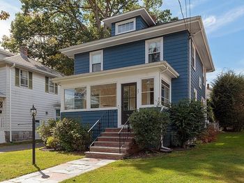 27 Hawthorn