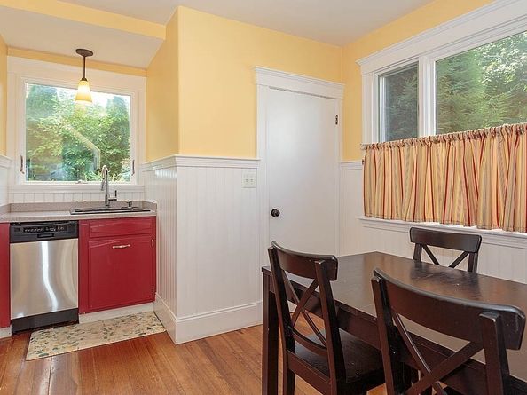27 Hawthorn Road, Milton MA 02186