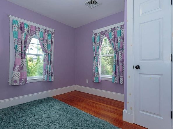 27 Hawthorn Road, Milton MA 02186