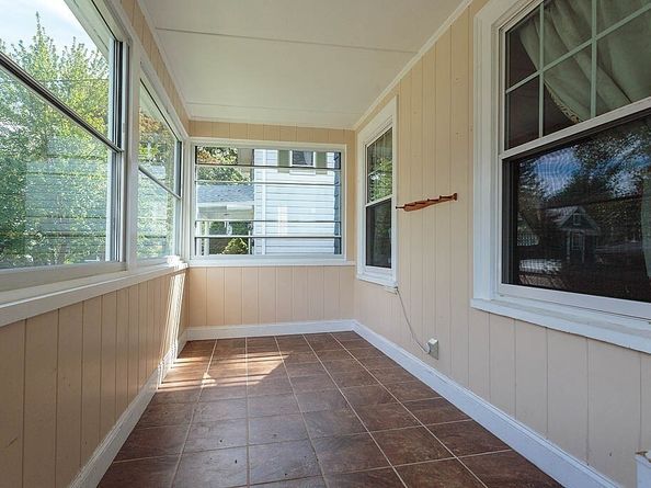 27 Hawthorn Road, Milton MA 02186