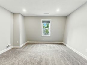 71 Princeton St 303, Chelmsford MA 01863
