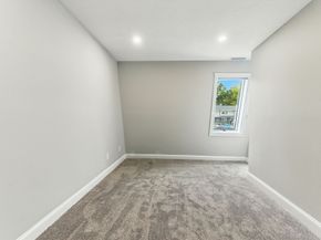 71 Princeton St 303, Chelmsford MA 01863