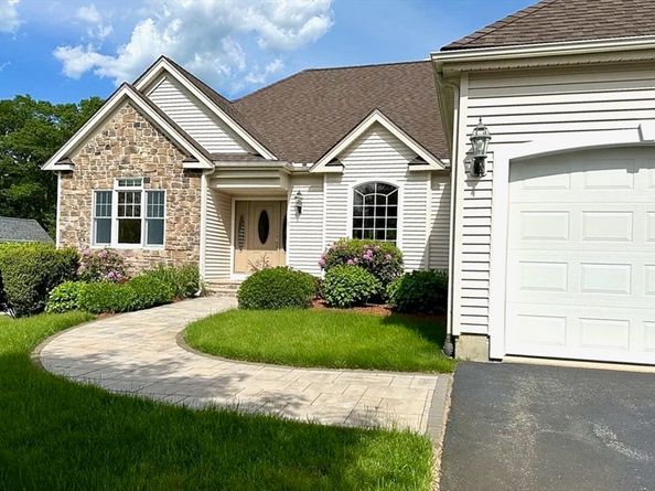 894 Liberty St 2, Braintree MA 02184
