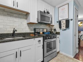 5 Greenbriar Drive 107, North Reading MA 01864