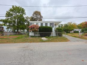 12 Lothrop St, Saugus MA 01906