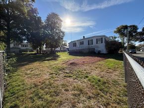 12 Lothrop St, Saugus MA 01906