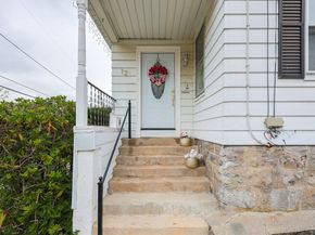 12 Lothrop St, Saugus MA 01906