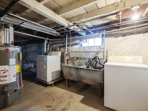 12 Lothrop St, Saugus MA 01906