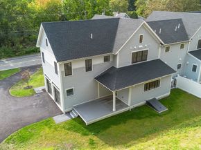 85-87 Hudson St 85, Northborough MA 01532