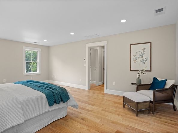 85-87 Hudson St 85, Northborough MA 01532