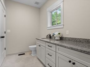 85-87 Hudson St 85, Northborough MA 01532