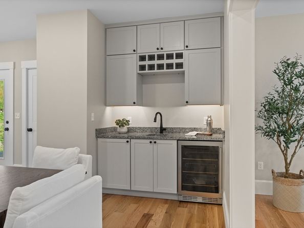 85-87 Hudson St 85, Northborough MA 01532