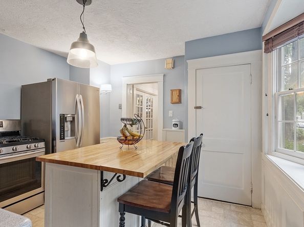 37 Putnam Park, Fitchburg MA 01420