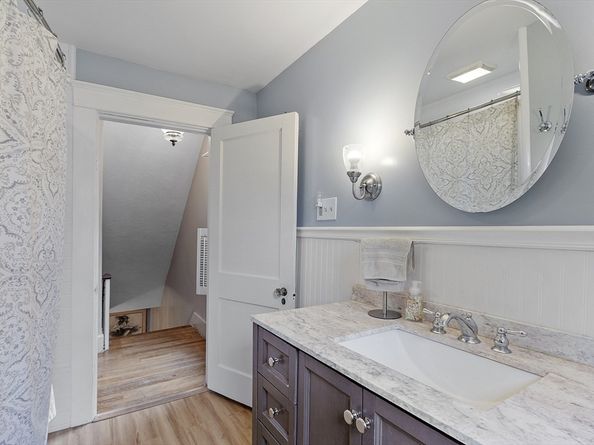 37 Putnam Park, Fitchburg MA 01420