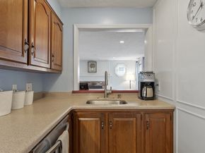 37 Putnam Park, Fitchburg MA 01420