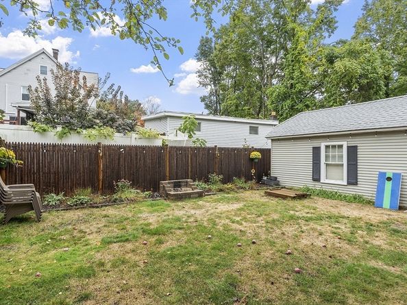 37 Putnam Park, Fitchburg MA 01420