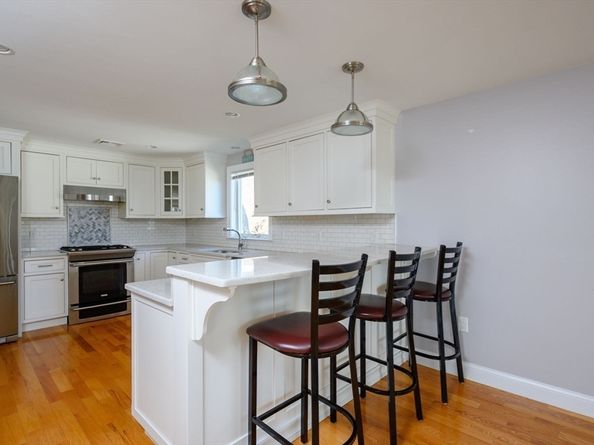 19 Knollwood Rd, Quincy MA 02171