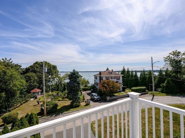 19 Knollwood Rd, Quincy MA 02171