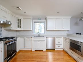 19 Knollwood Rd, Quincy MA 02171