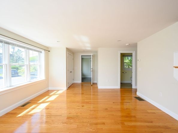 19 Knollwood Rd, Quincy MA 02171