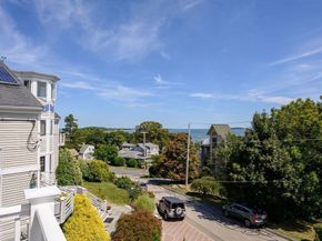 19 Knollwood Rd, Quincy MA 02171