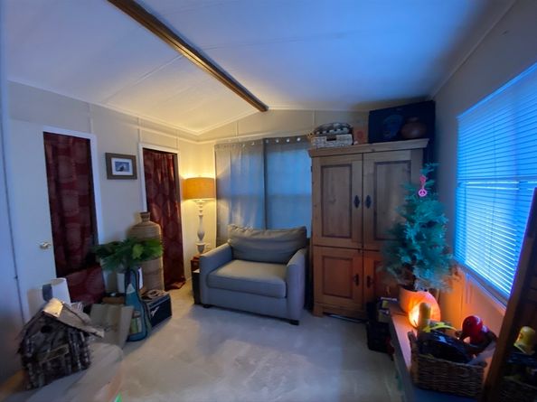 51 Crest Dr, Wareham MA 02576