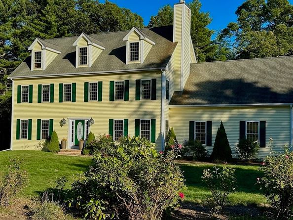 23 Fredrickson Rd, Norfolk MA 02056