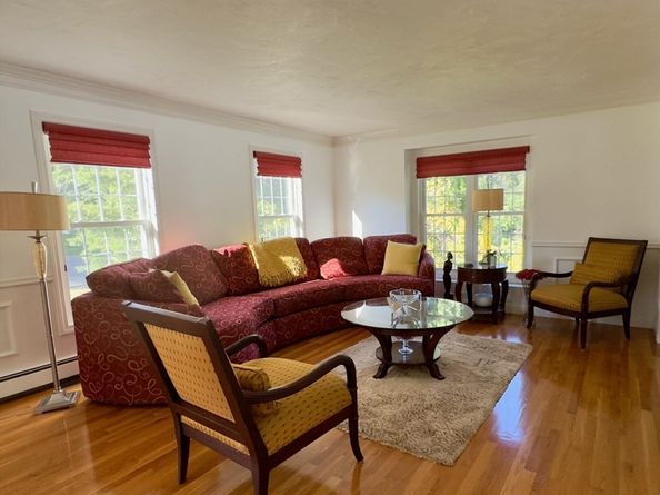 23 Fredrickson Rd, Norfolk MA 02056