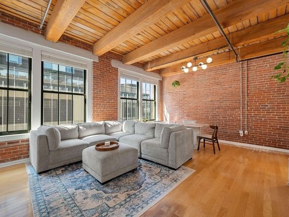 9 West Broadway 314, Boston MA 02127